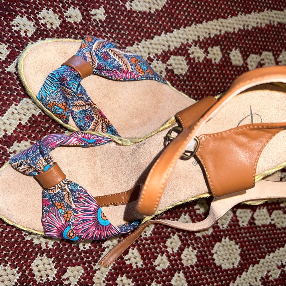 Beacon espadrilles - size 10